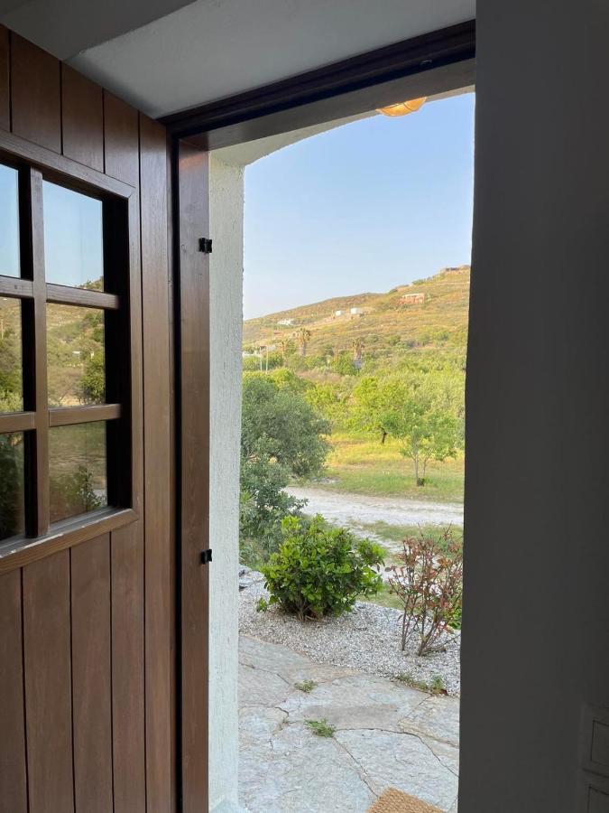 דירות Otziás Κτήμα Ειρήνη מראה חיצוני תמונה